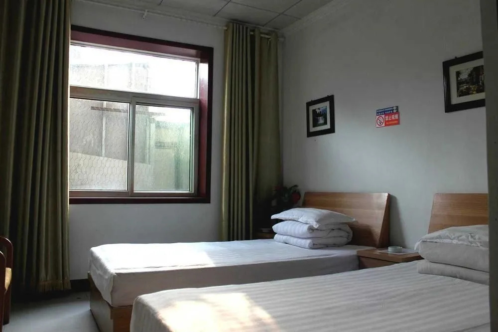 Quanyou Hostel