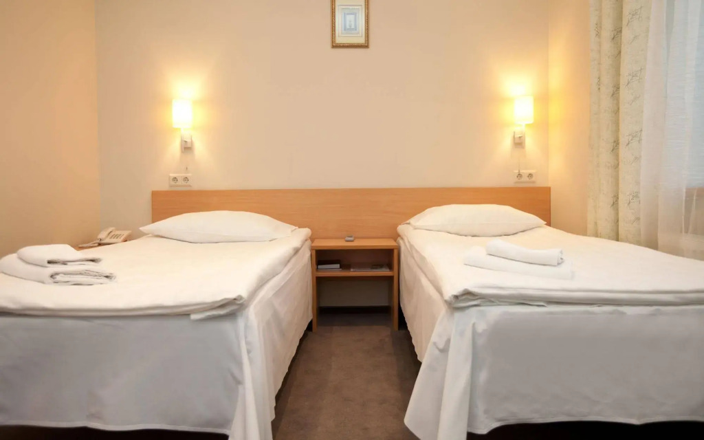 TOSS Hotel