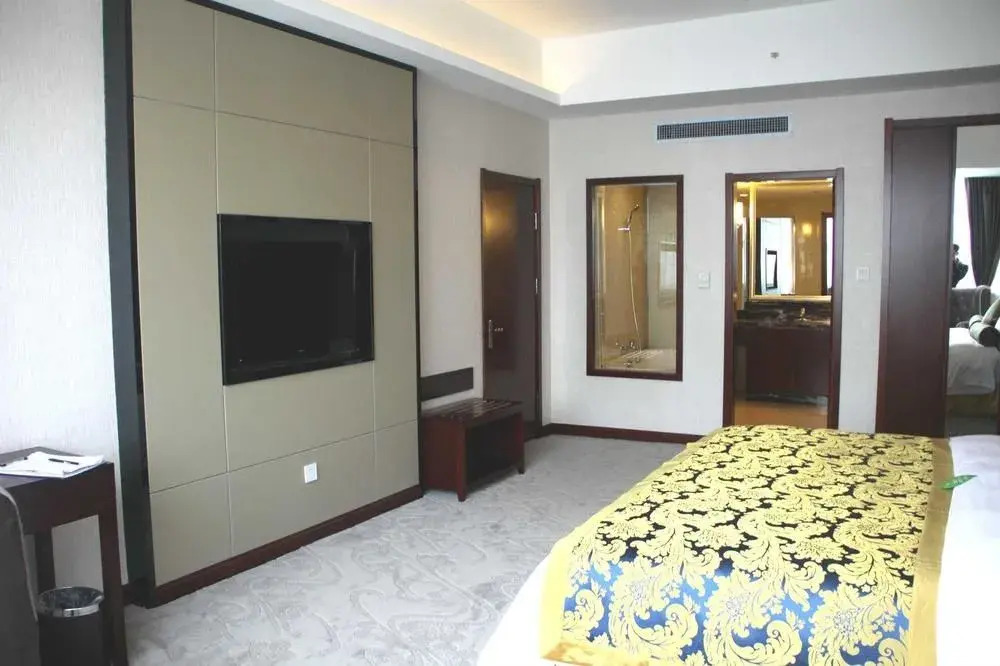 Hongcheng Yuehai Hotel - Qingdao