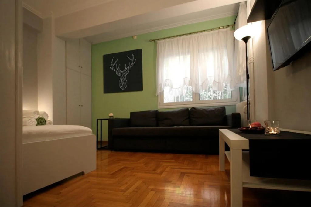 Luxury flat in Kolonaki, 3’ Metro