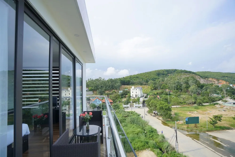 Merit Halong Hotel