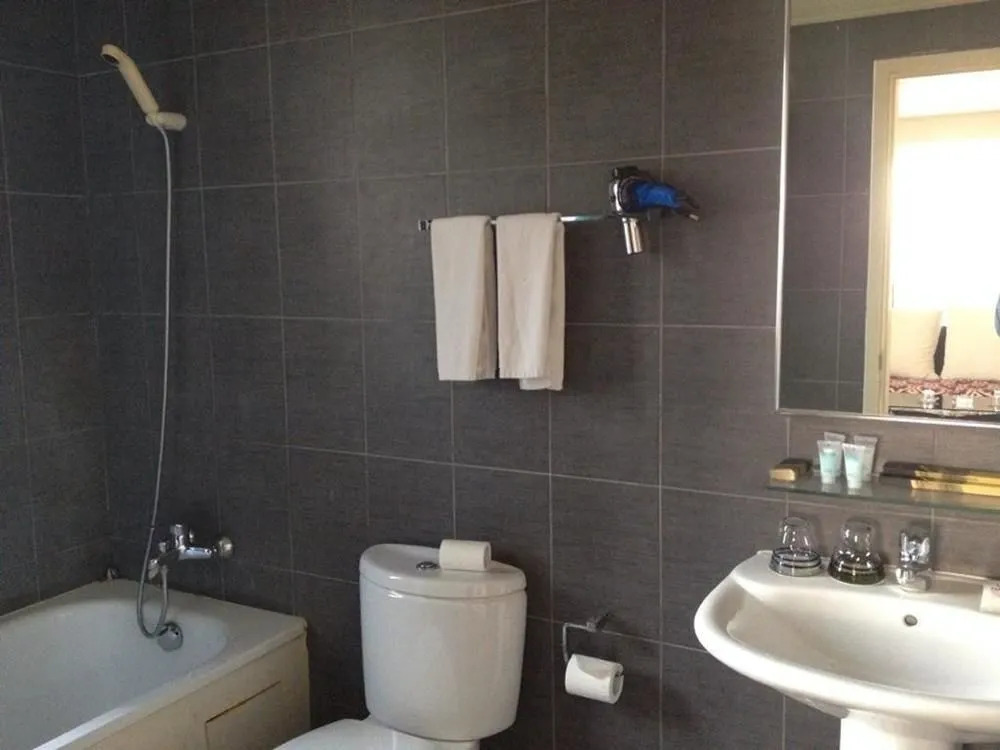 Beijing Guoji Apartment Hotel