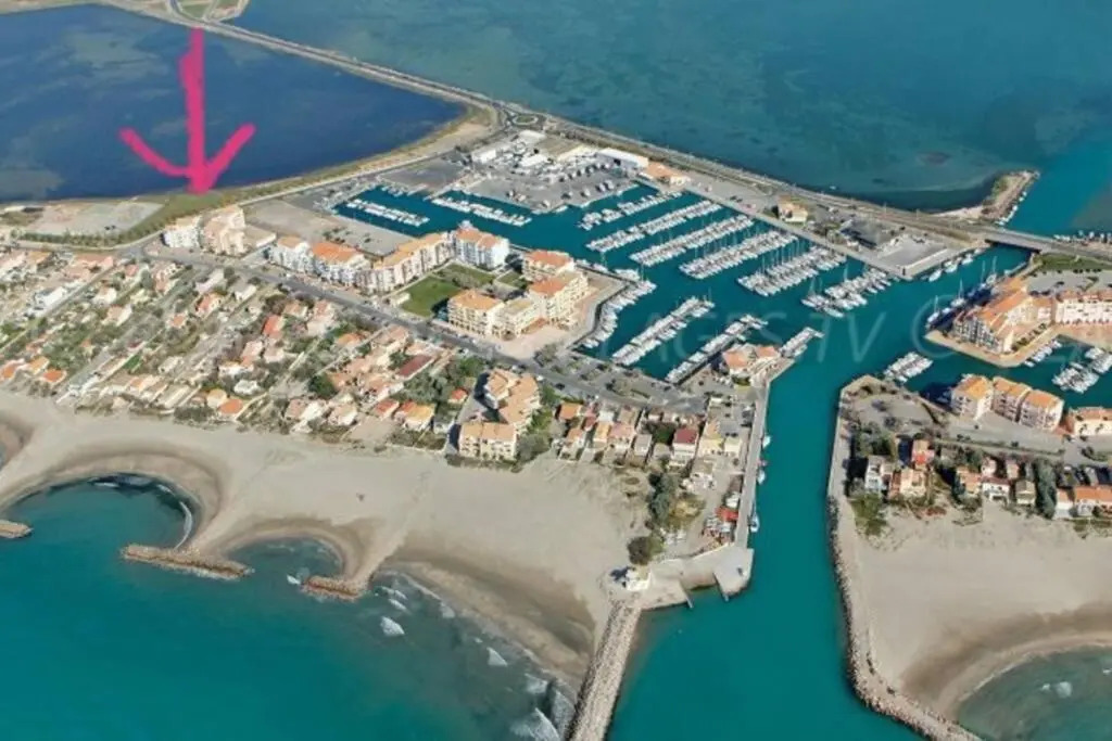 Le Nautica Plage T2 Climatise En Bord de Mer