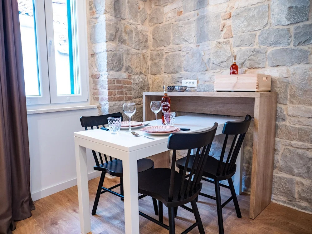 Emarconi history&luxury in Split center