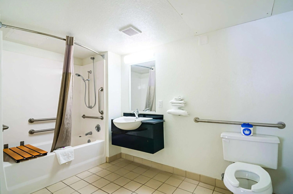 Motel 6 Barstow, CA - Lenwood Road