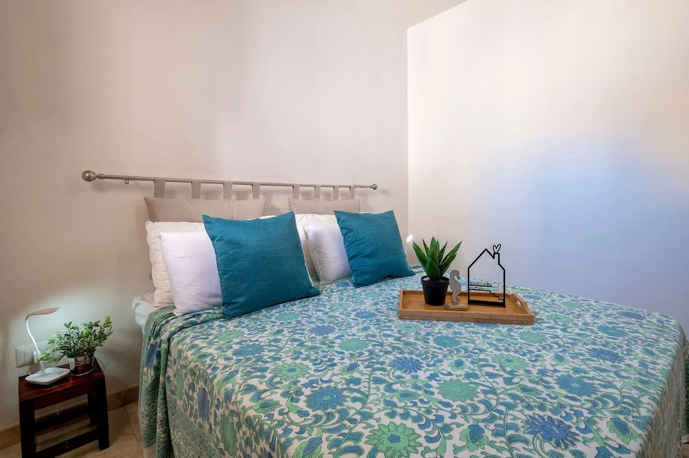 Ruota 2 in Alghero With 1 Bedrooms and 1 Bathrooms