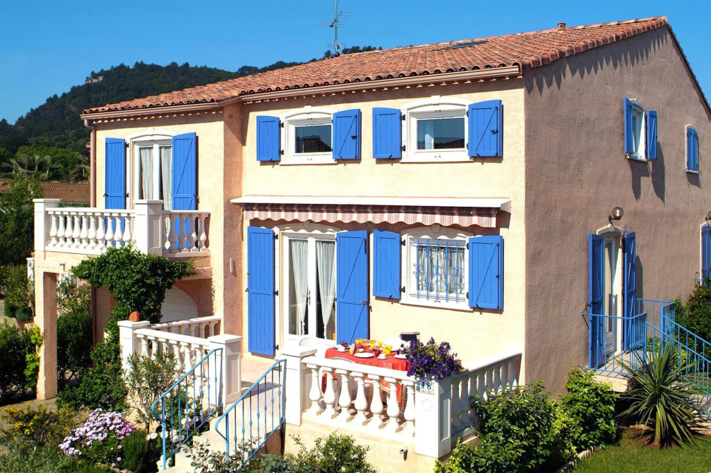 Terraced house standard in the residence Le Clos des Oliviers