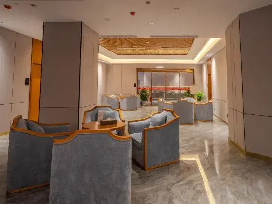 Platinum Hotel