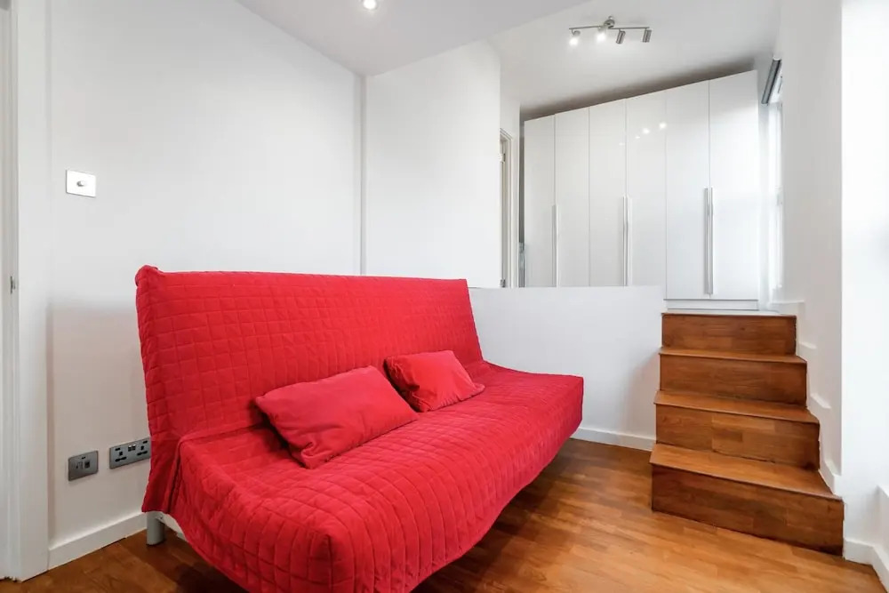 Mod-minimalist Flat w Balcony Sleeps 4 Shoreditch