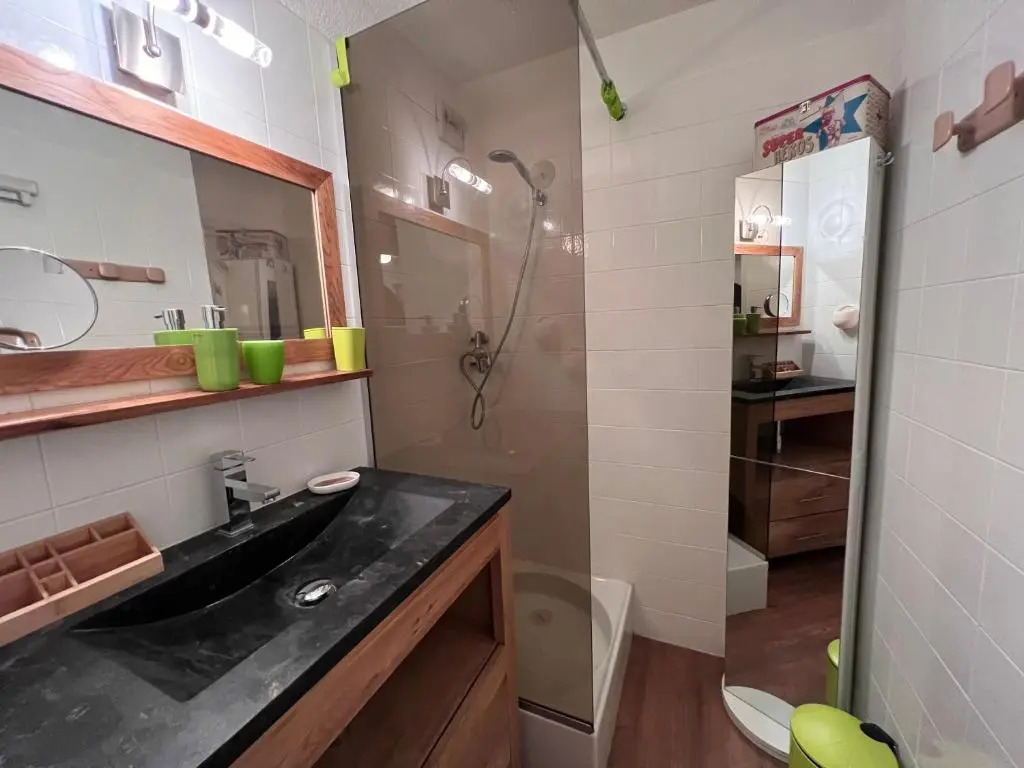 Parnasse 413 - Appartement centre