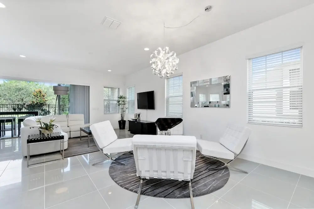Rvh_507r Contempo Landing 6 Bedroom Home