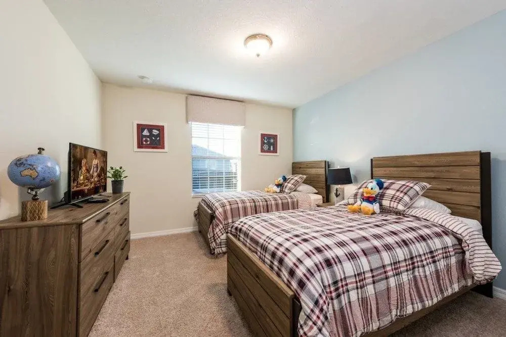 4Bedroom Townhouse at Storey Lake by RedAwning