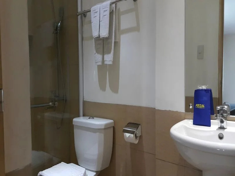 Fersal Hotel Makati Avenue