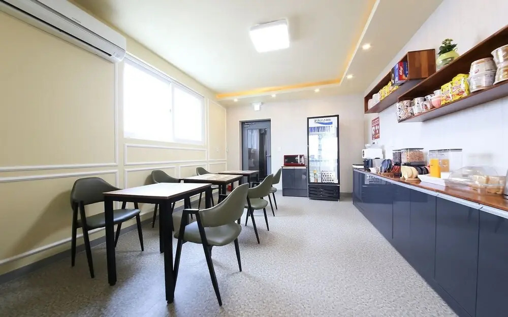 Jinju Hotel Hot