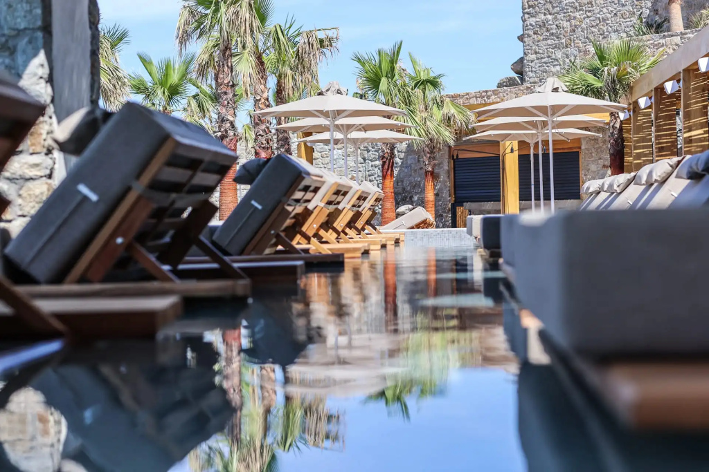 Tropicana Suites & Villas Mykonos