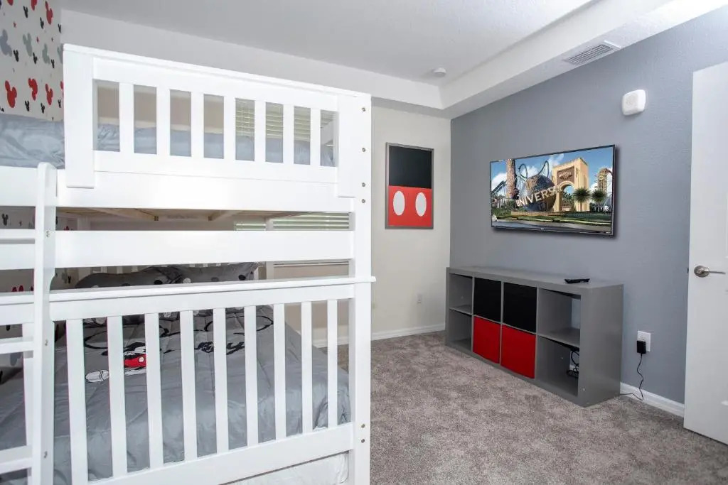 Stunning 2 Bedroom Apartment with AquaPark 304
