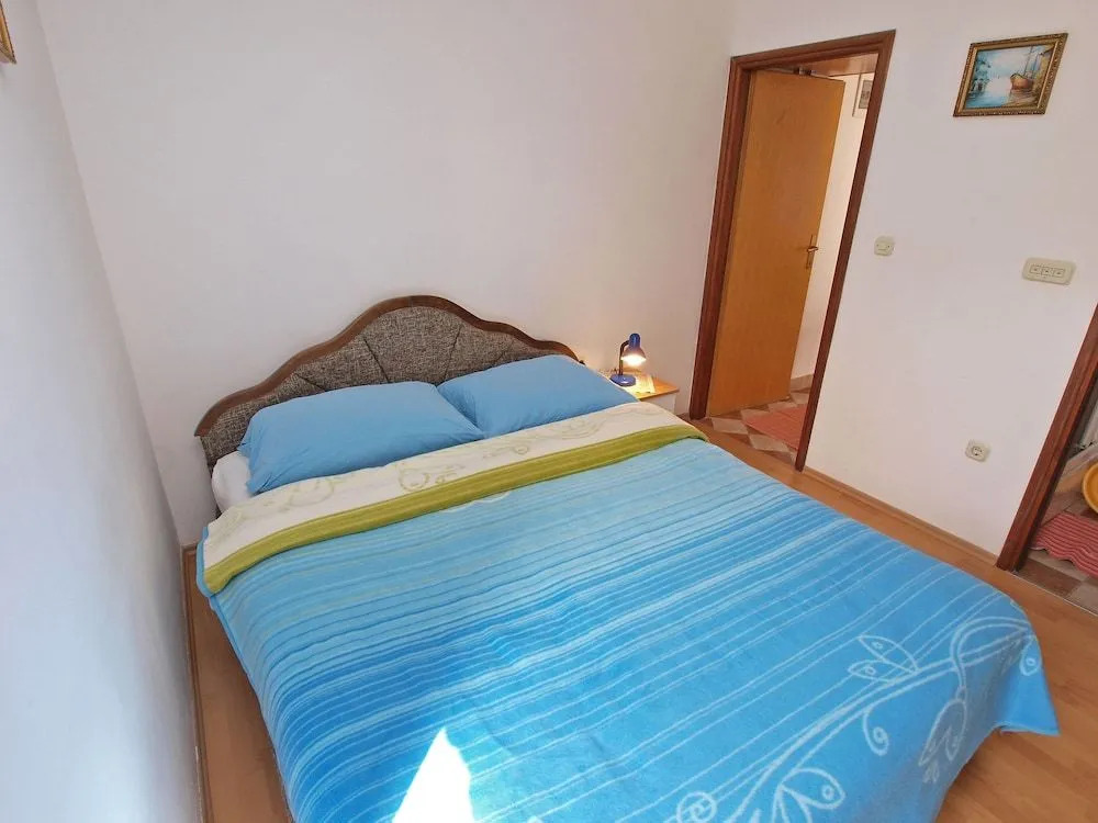 Apartment Ana 1068