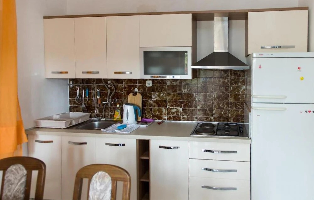 Stunning Apartment in Grebastica With Wifi and 2 Bedrooms