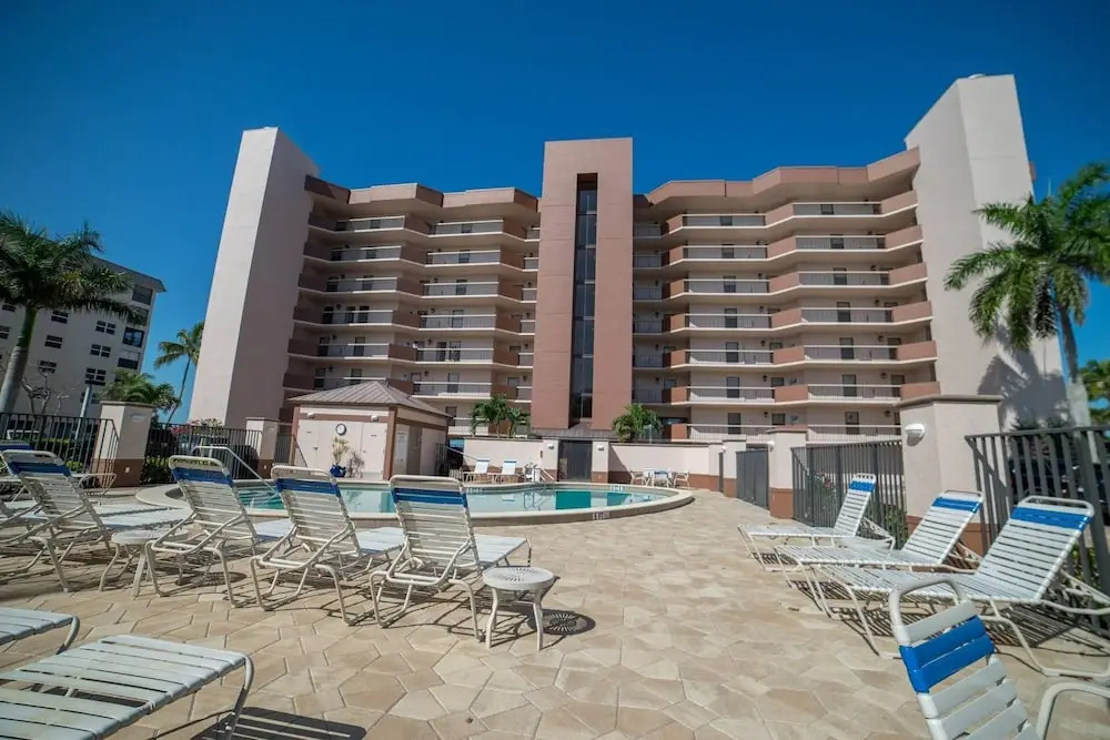 Shamron Beach Condo 507