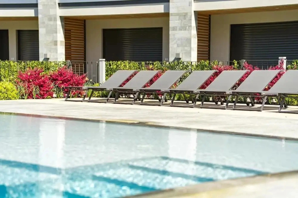 Garden Apartment C12