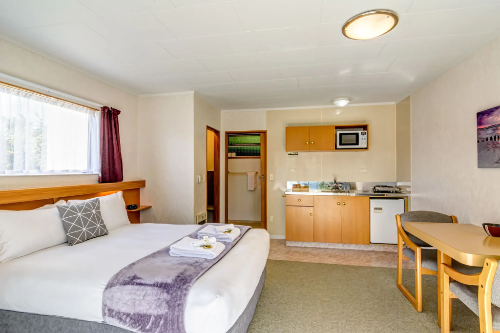 Abbey Court Motel