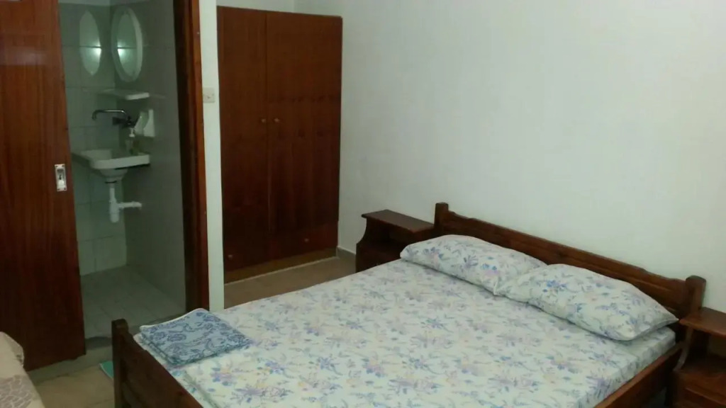 Marina's Rooms