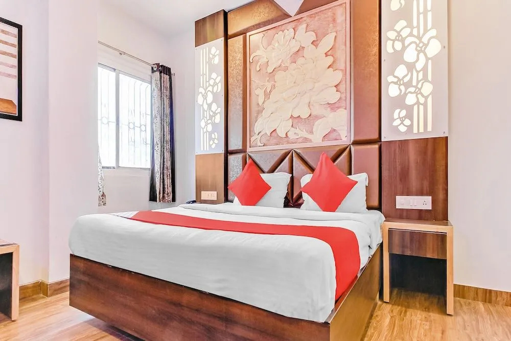 OYO 30764 Hotel Jj International