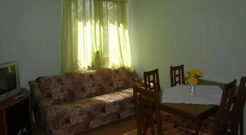 Apartments Marinko