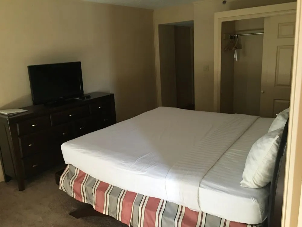 Legacy Hotel and Suites
