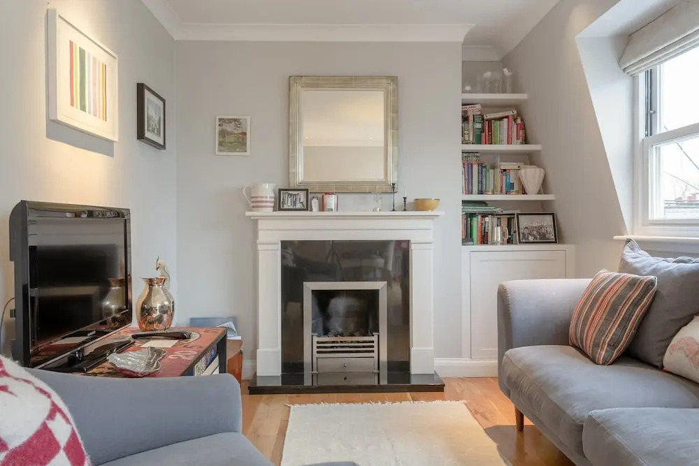 Stylish 1 Bedroom Penthouse Near Notting Hill