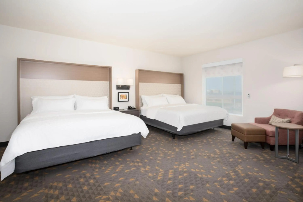 Holiday Inn Glendale - Stadium & Ent Dist by IHG