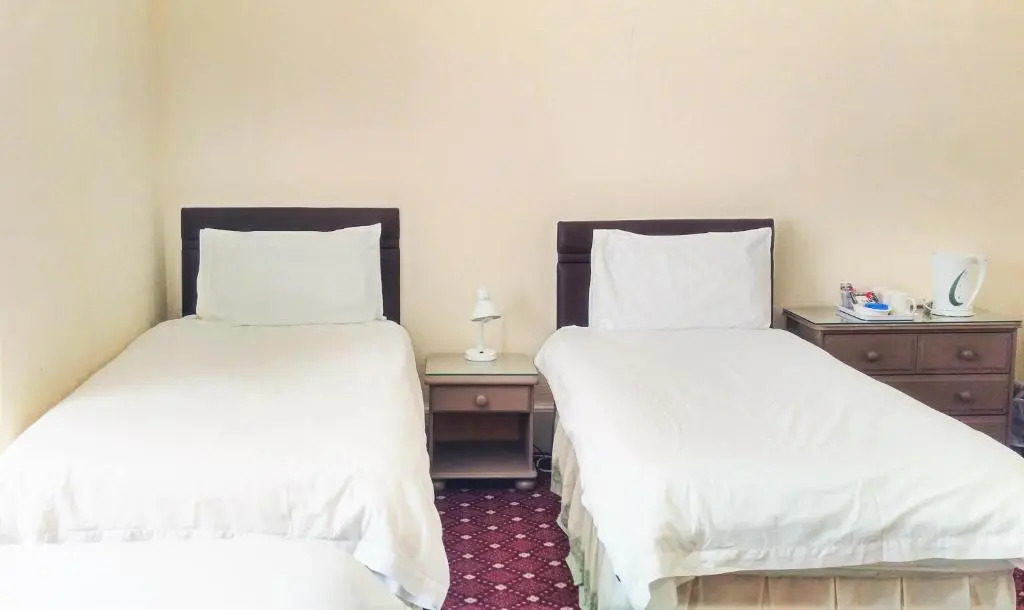 The George Guest House