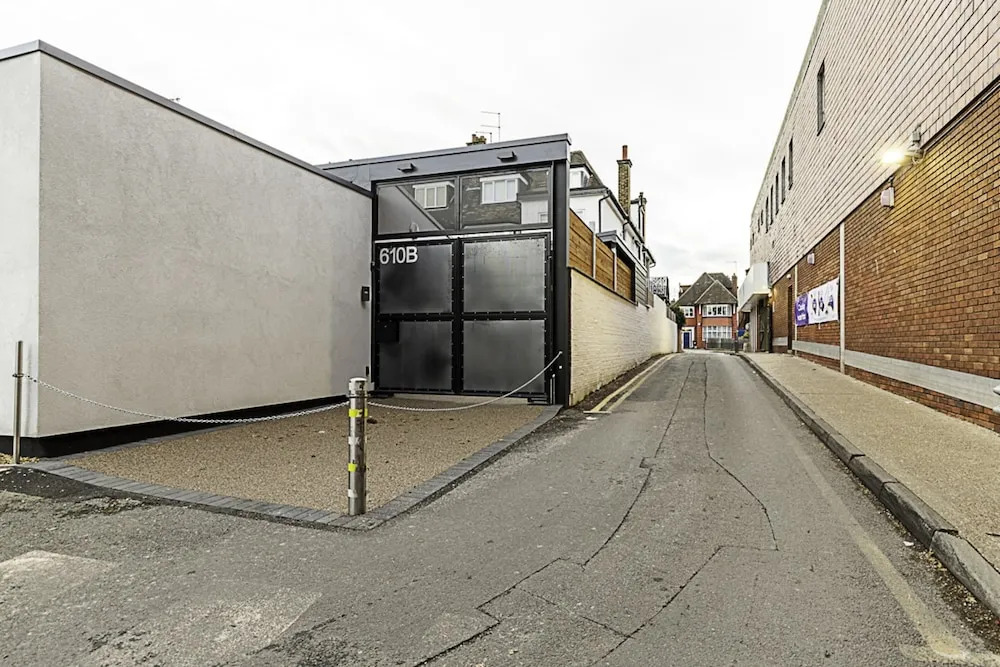 Scarlett Heart Studios in Golders Green
