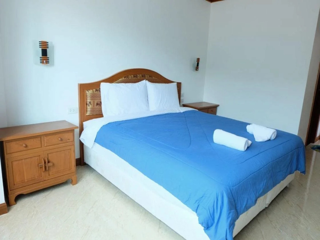 Naya Park View Hotel