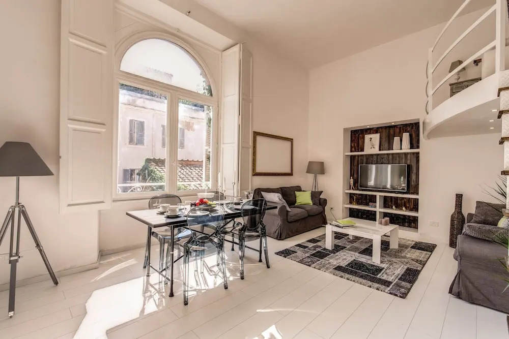 Aweshome - Spagna White Fair Loft