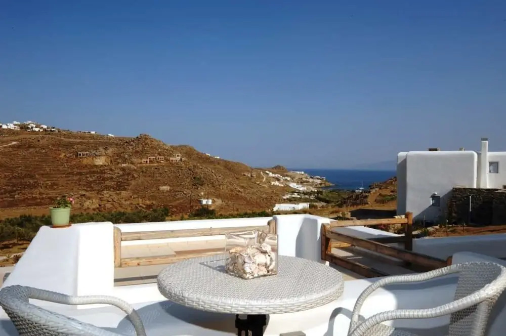 Lino Apartments