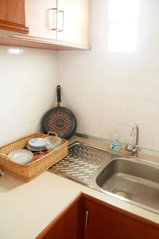 Ritratana Apartment