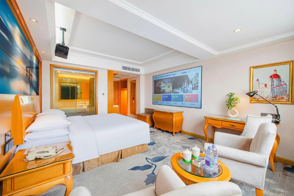 Vienna Hotel (Dongguan Tangxia Huayuan Street)
