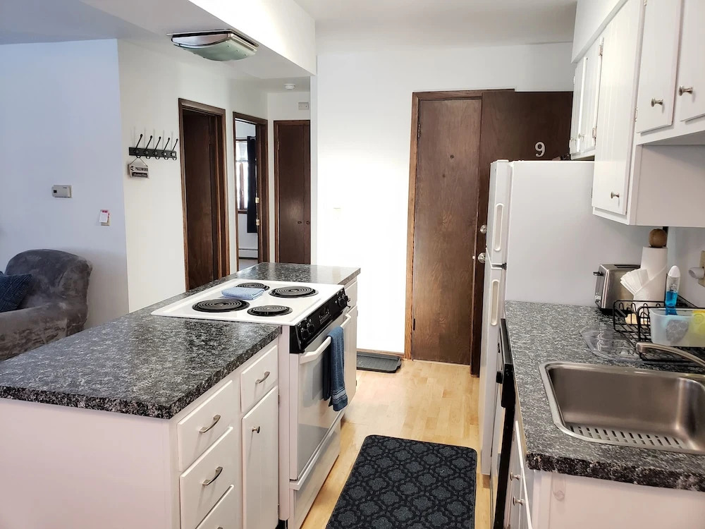 #1772 Chateau Claire at Lake Dillon - Best Central Location for Summit Ski Areas - Free Bus Route