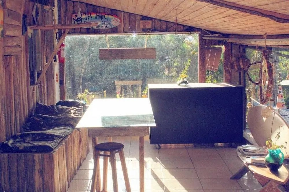 North Point Hostel - Praia do Rosa