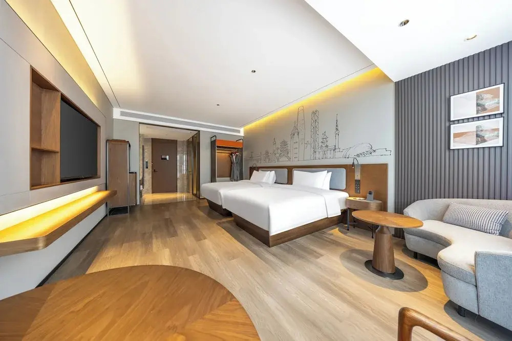 CNHOL International Hotel (Wuhan Jiefang Avenue Zongguan Metro Station Branch)