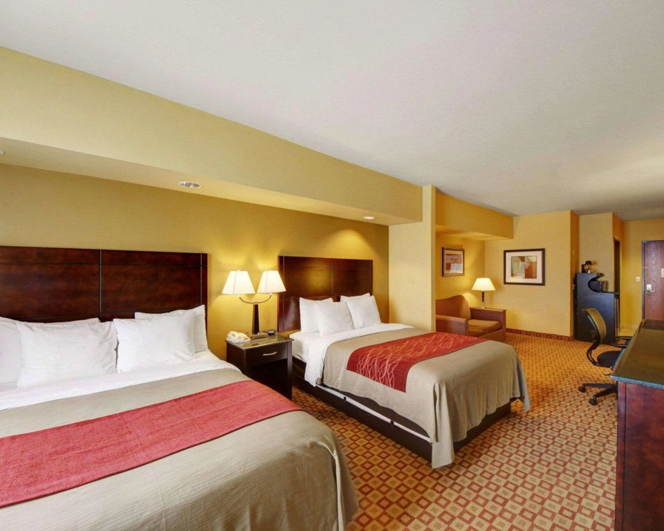 Comfort Inn & Suites Donna near I-2