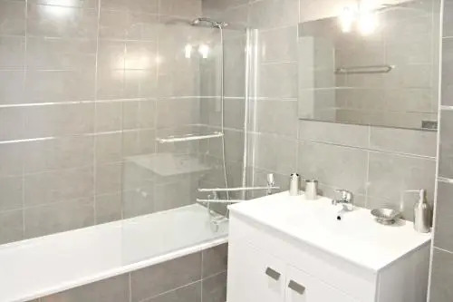 Cais Waterfront Holiday Apartments