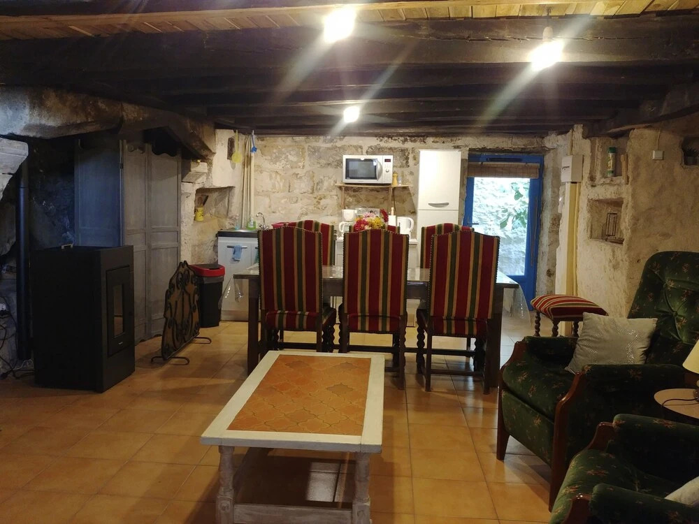 Manoir Le Cristal , Piscine et chambres tempérées