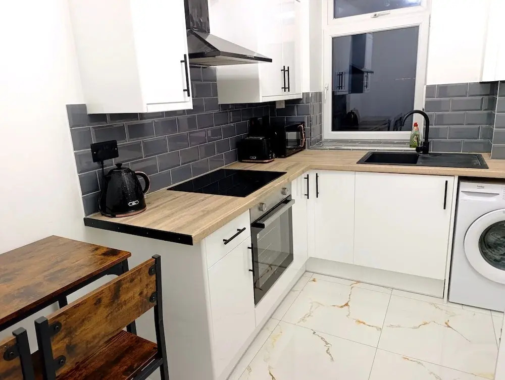 Cardiff 1 Bed Apartment - City Living at its Best