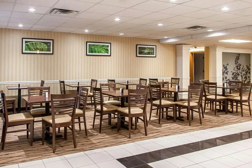 Sleep Inn & Suites Airport
