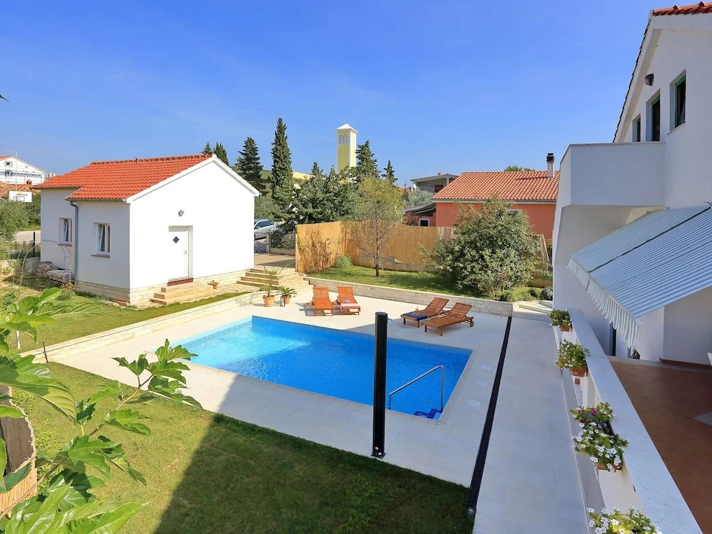 Luxurious Villa in Zadar With Swimming Pool