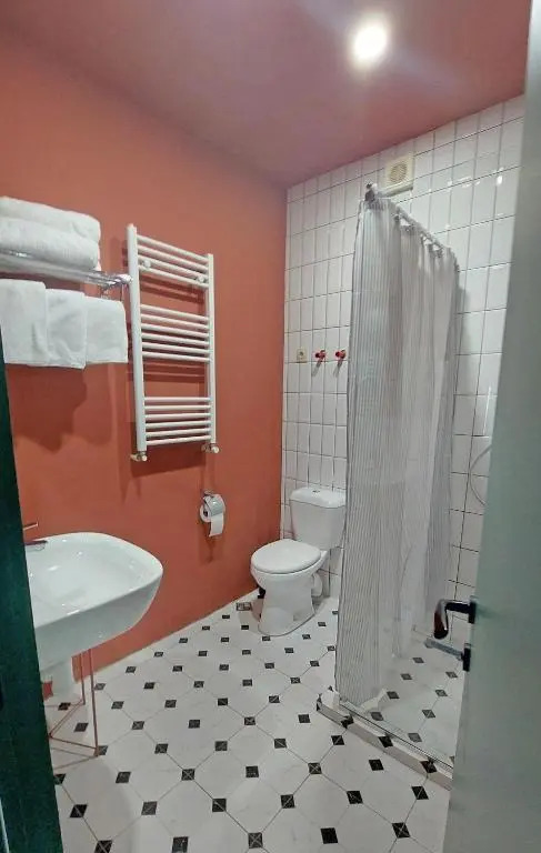 Gudauri Roshka Apt #412