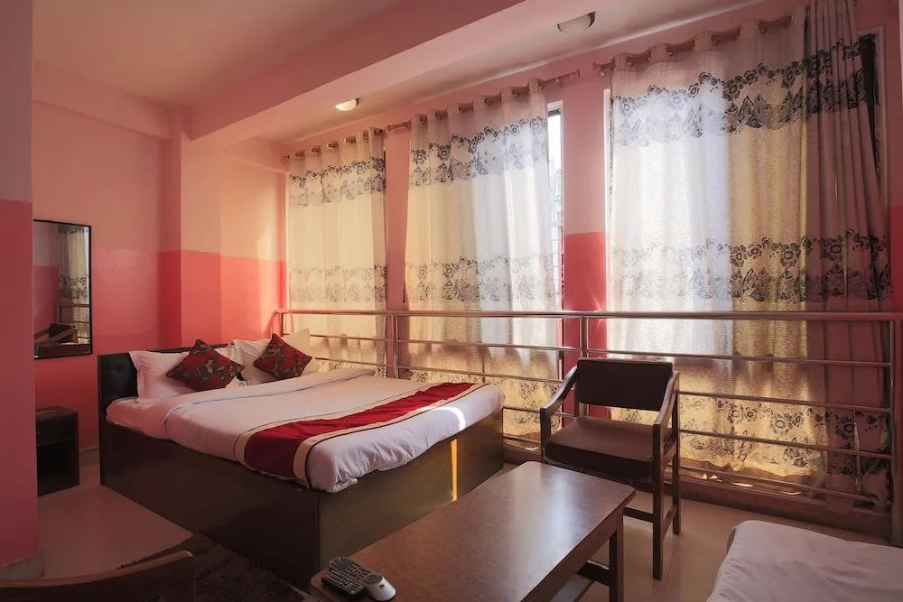 OYO 394 Nhu Rajdhani Guest House