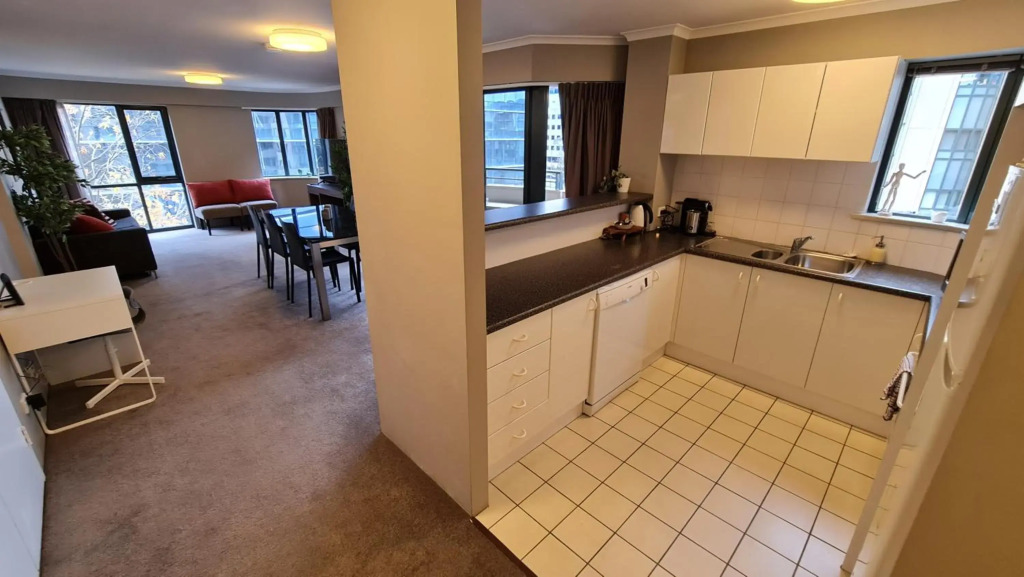 2BR 2Bath L4 Executive Apartment, in City Centre